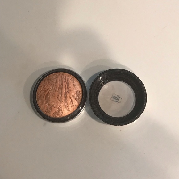 Guerlain marble highlighter - Picture 2 of 4